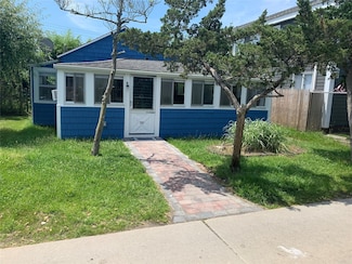 30 Bungalow Walk, Ocean Beach, NY 11770