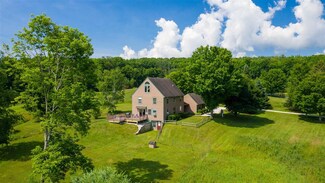 782 Beech St, Manchester Center, VT 05255