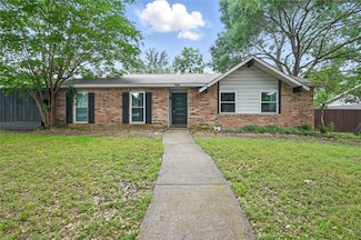 1420 Glacier Dr, Plano, TX 75023