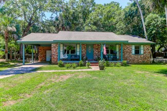 226 Forest Trail, Isle of Palms, SC 29451