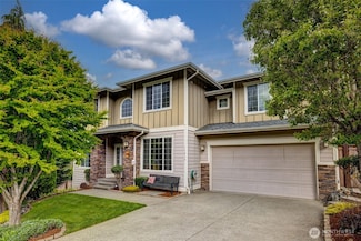 17012 W Hill Dr E, Bonney Lake, WA 98391