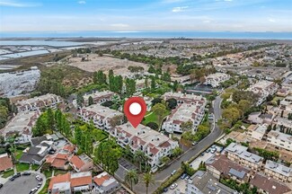 17151 Corbina Ln Unit 203, Huntington Beach, CA 92649