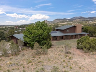 4025 Old Pecos Trail, Santa Fe, NM 87508