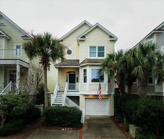 18 Commons Ct, Isle of Palms, SC 29451