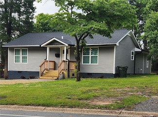 505 Albany St, Fayetteville, NC 28301