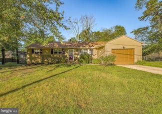 23 Elm Ave, Somerdale, NJ 08083