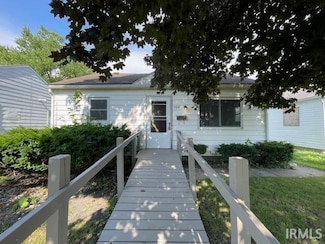 106 N Wellington St, South Bend, IN 46619