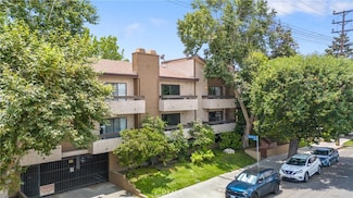 12330 Magnolia Blvd Unit 101, Valley Village, CA 91607