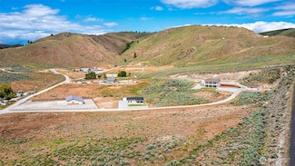 10 Spring Canyon Rd, Orondo, WA 98843