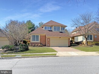 12 Stone Gate Ct, Pikesville, MD 21208