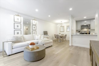 3183 Wayside Plaza Unit 104, Walnut Creek, CA 94597