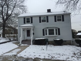 5 Danforth St, Lawrence, MA 01843