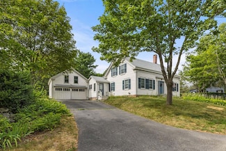41 Rogers Rd, Kittery, ME 03904