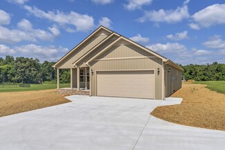 5433 Old Manchester Hwy, Tullahoma, TN 37388
