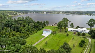255 Sleepy Point Rd, Gloucester, NC 28528