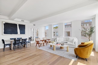 171 Calyer St Unit 4 C, Brooklyn, NY 11222