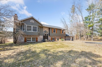 3330 Jewell Rd, Howell, MI 48843