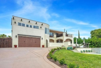 1007 Eolus Ave, Encinitas, CA 92024