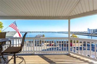 40 Daniels St Unit 3, Salem, MA 01970