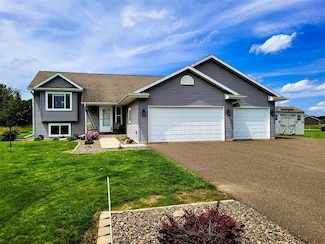 4416 114th St, Chippewa Falls, WI 54729