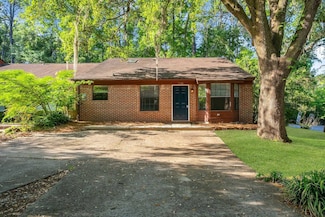 1541 San Luis Rd, Tallahassee, FL 32304