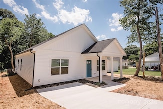 1010 Roberts St, China Grove, NC 28023