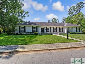 107 Johnston St, Savannah, GA 31405