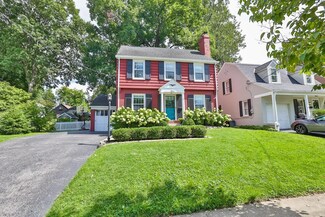 3816 Settle Rd, Cincinnati, OH 45227