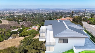 14 Bronco Dr, Rancho Palos Verdes, CA 90275