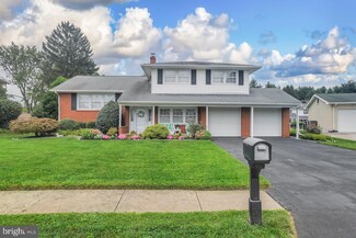 2605 Longfellow Dr, Wilmington, DE 19808