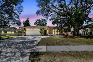 1666 Pine Place, Clearwater, FL 33755