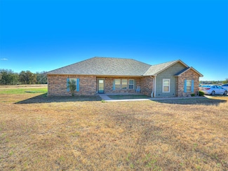 8060 Cemetery Rd, Noble, OK 73068