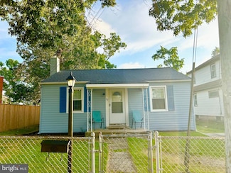 37 Walkern Rd, Essex, MD 21221