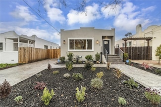 2709 Ritchie St, Oakland, CA 94605