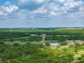 817 U S 59, George West, TX 78022
