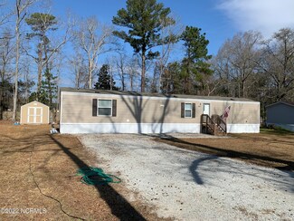 404 E Thurman Rd, New Bern, NC 28560