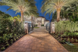 1365 Spyglass Ln, Naples, FL 34102