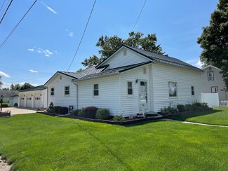 312 E Swihart St, Columbia City, IN 46725