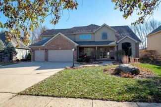 2624 Regency Ct, Naperville, IL 60565