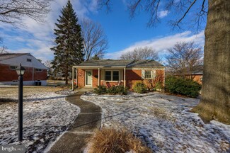 316 S 10th St, Akron, PA 17501