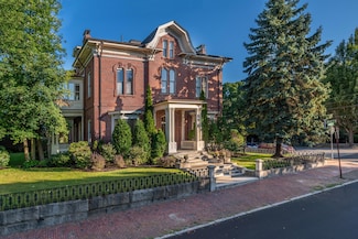 375 Spring St, Portland, ME 04102