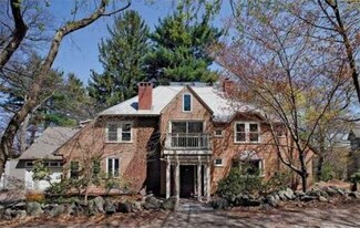 34 Prospect Park, Newtonville, MA 02460