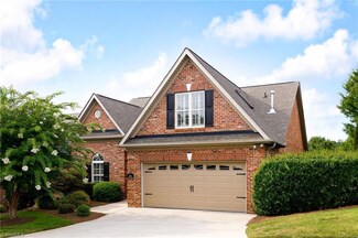 1063 Muirfield Ave, Clemmons, NC 27012