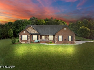 5484 Shadow Branch Ln, Corryton, TN 37721