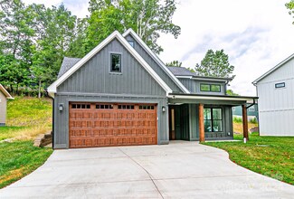 149 Plato Place, Etowah, NC 28729
