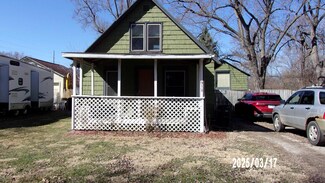 912 Wayne St, Jackson, MI 49202