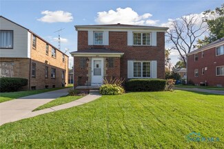 3034 Powhattan Pkwy, Toledo, OH 43606