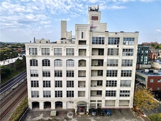 5850 Centre Ave Unit 514, Pittsburgh, PA 15206