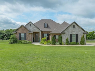 10043 Lacewood Dr, Edmond, OK 73025