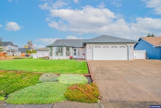 1138 SW Bryson St, Dallas, OR 97338